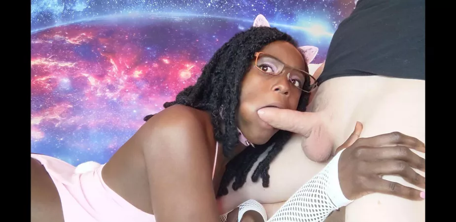 Sucking cock with glasses (: by Divinecumslut