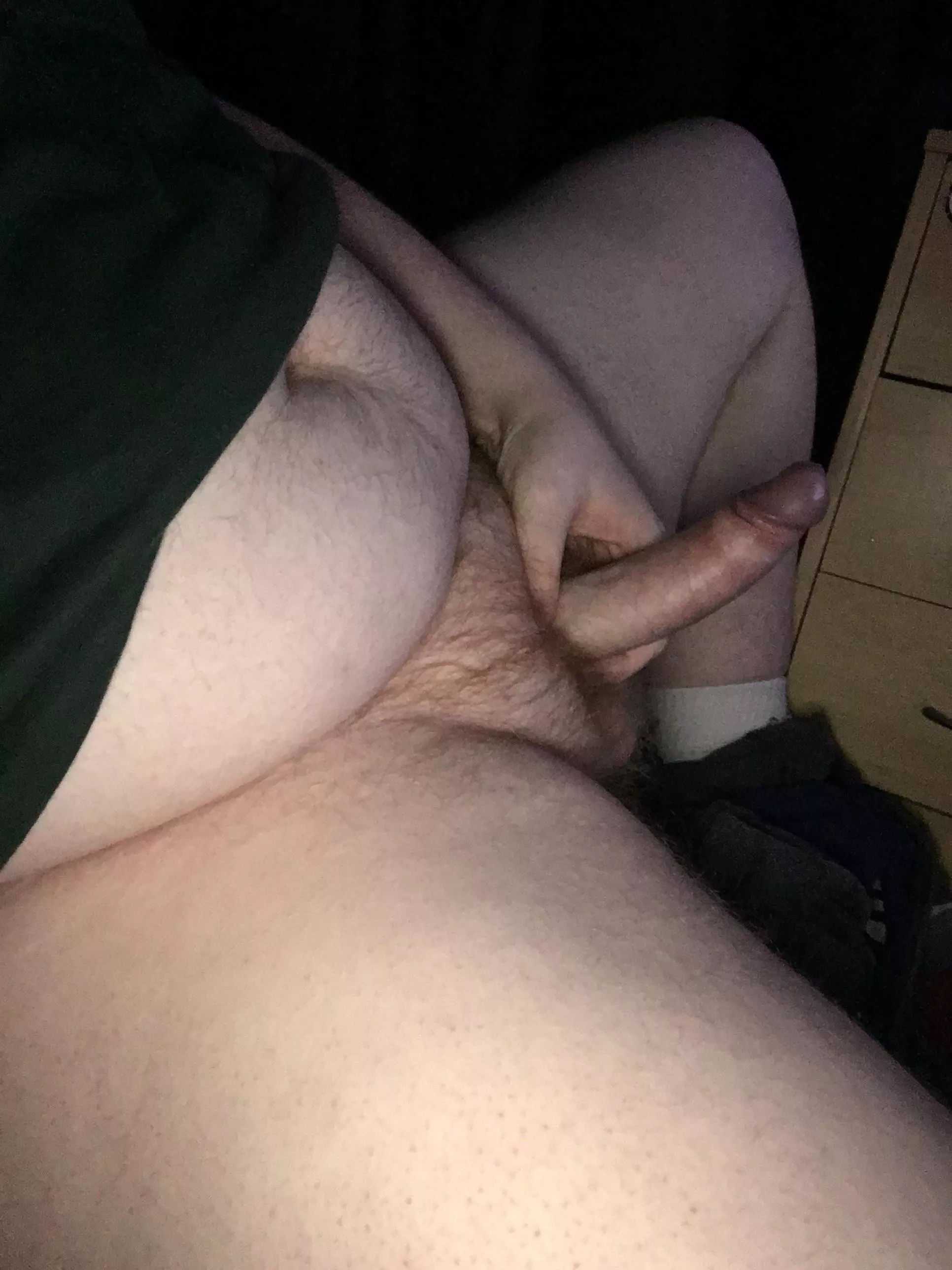 Sugar daddies where are you?😏 posted by HornyChubb96