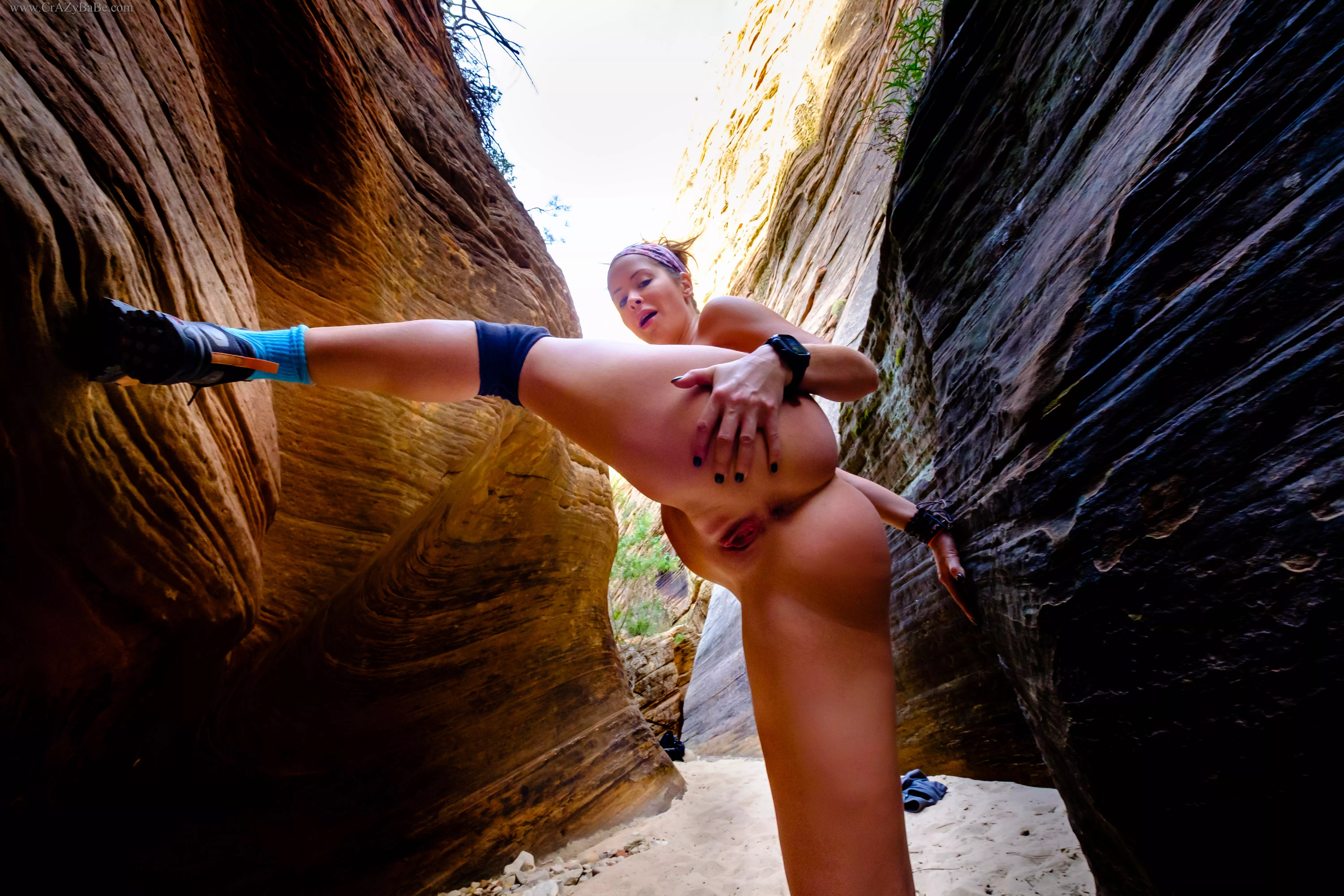 Sugar Walls and Canyon Walls posted by JustHere4TheCurves