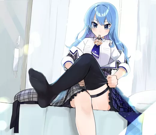 Suisei's solo legging by Henthigh_Senpai