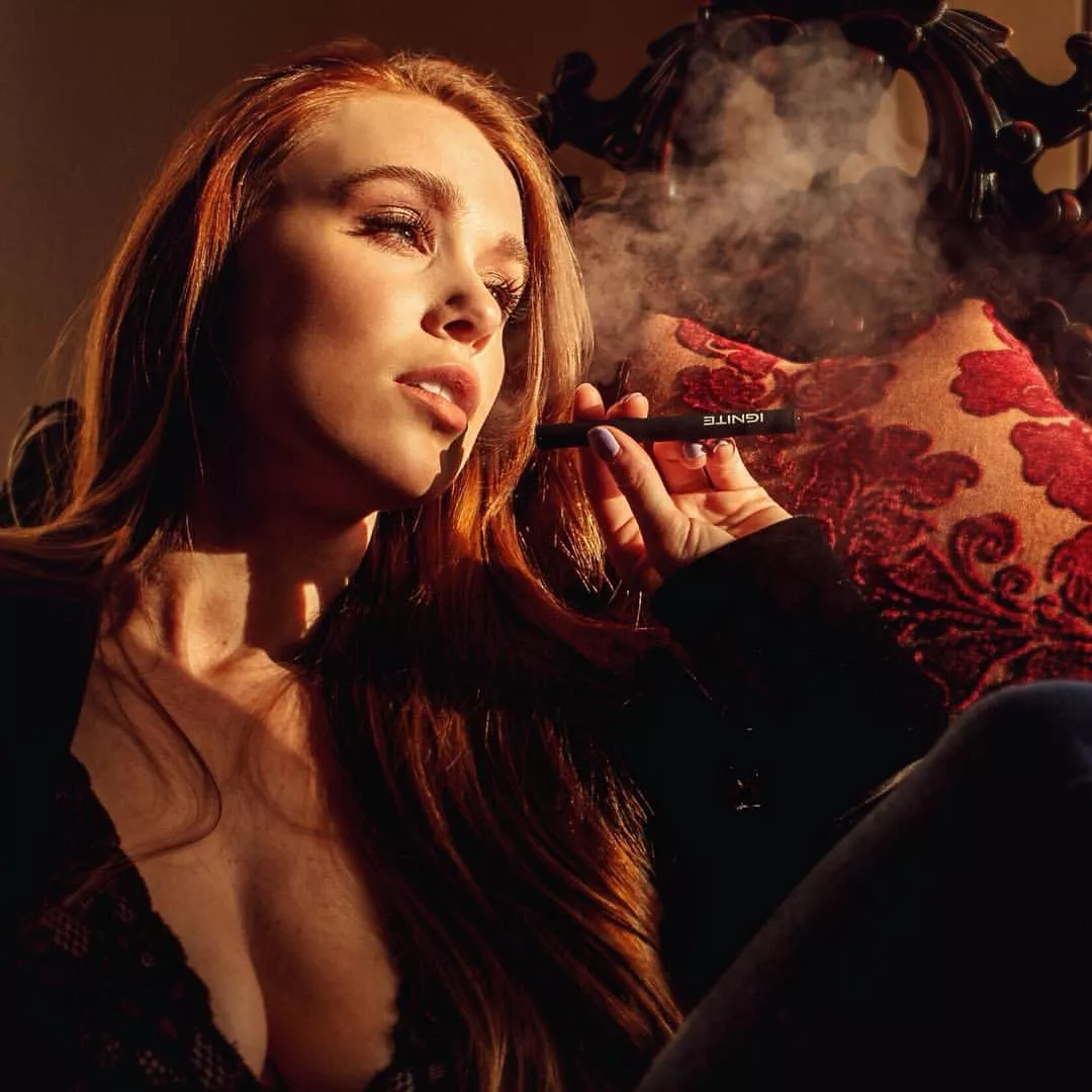 Sultry posted by GiantWithDwarfism