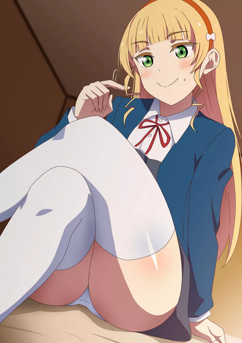 Sumire's thicc thighs & ass posted by Henthigh_Senpai