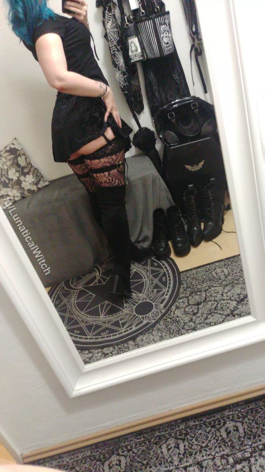 Summer is coming. That means skirt season 🖤 Although this might be showing everything. 😈 posted by LunaticalWitch