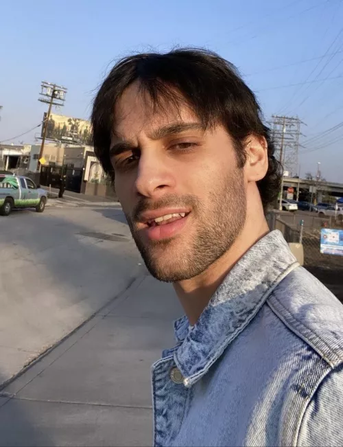 Sun kissed by savatheserbian