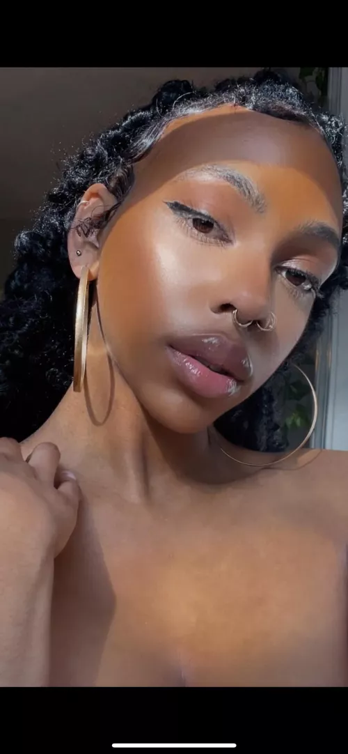 Sun kissed ☀️ by SydneyCeleste