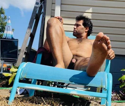 Sunbathing. [M] by AmericaFuckYeah100