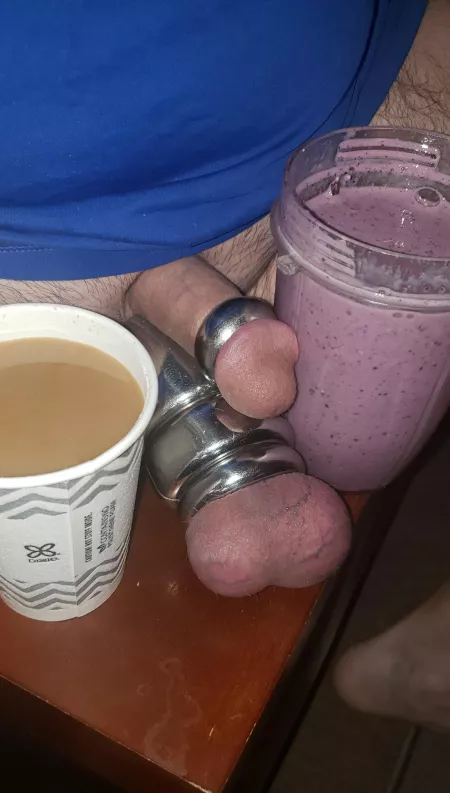 Sunday coffee, smoothie and by gilfkindofman