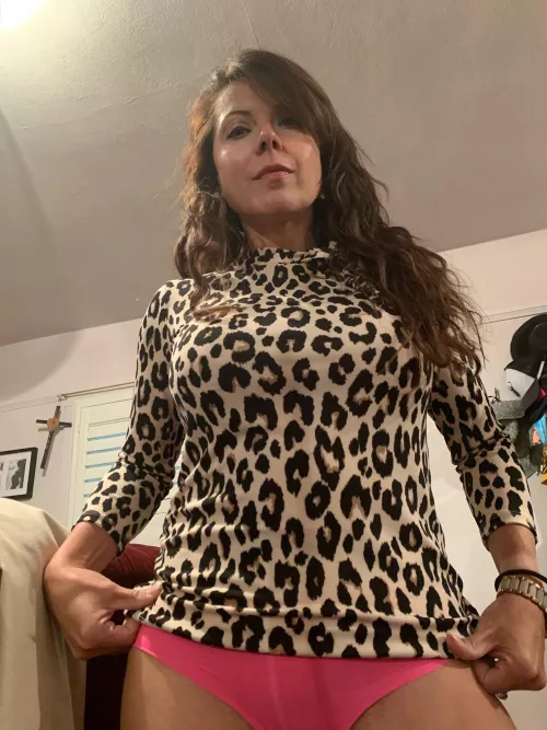 Sunday funday. [45F] by maynardpoindexter