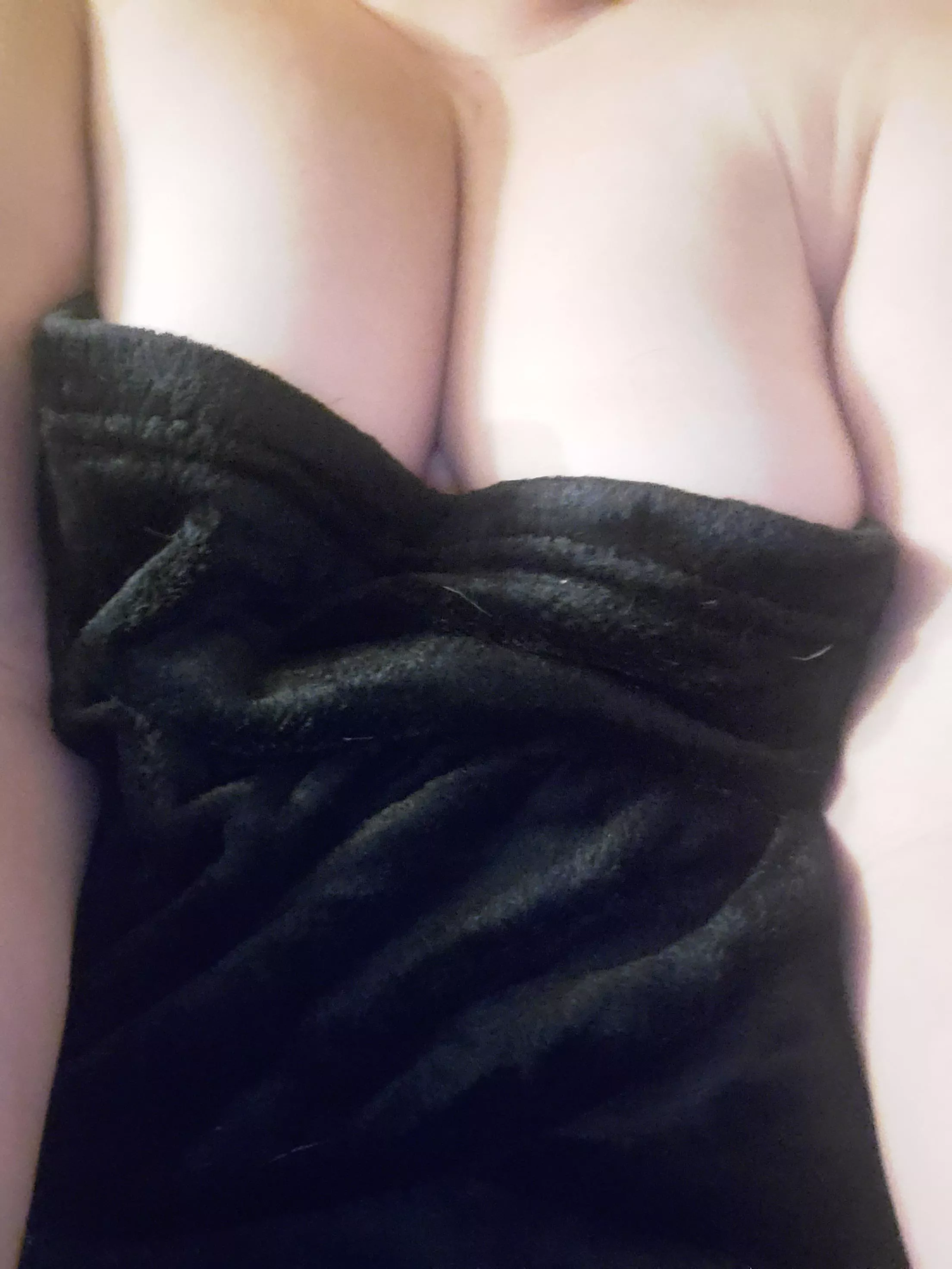 Sunday night, not ready for Monday! Wish someone could keep me warm, instead of this blanket! posted by Dancing_Queen86