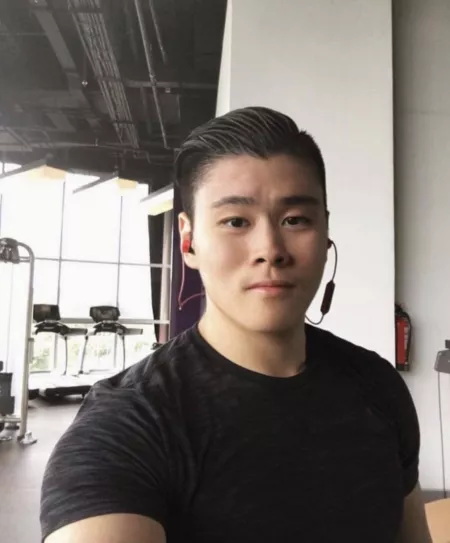 Sunday selfie! Rate this guy 🤪 by ScarletWizzard