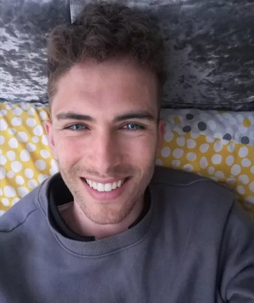 Sunday siesta 😴 by danwithad95