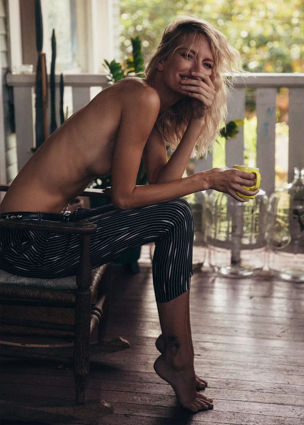 Sunday smiles posted by altbubblr