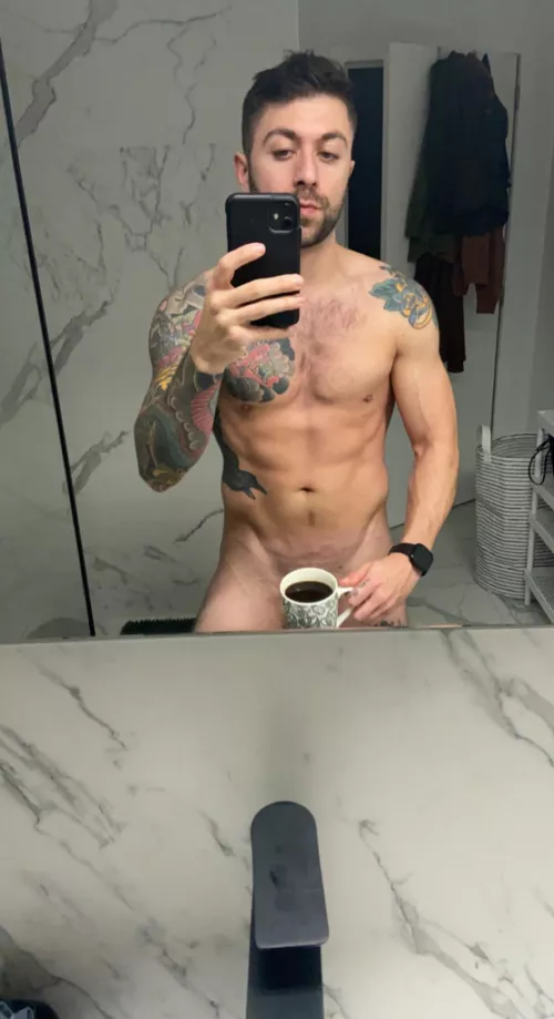 Sundaymorning with coffee by tarothir