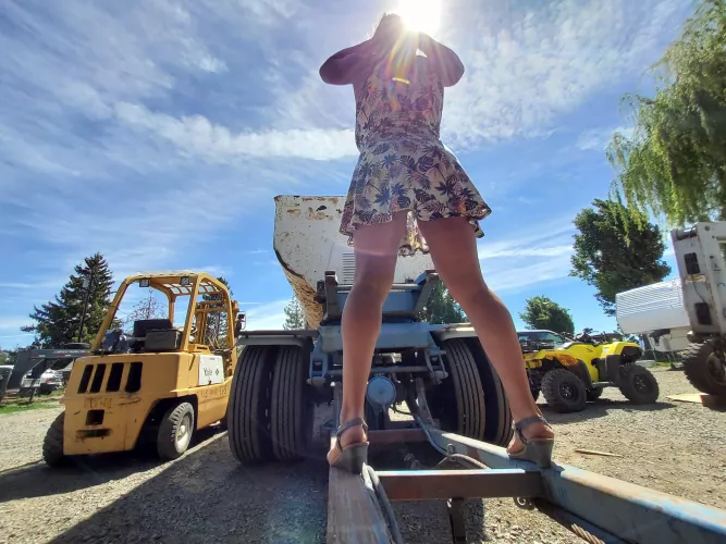 Sundress by halfdawg