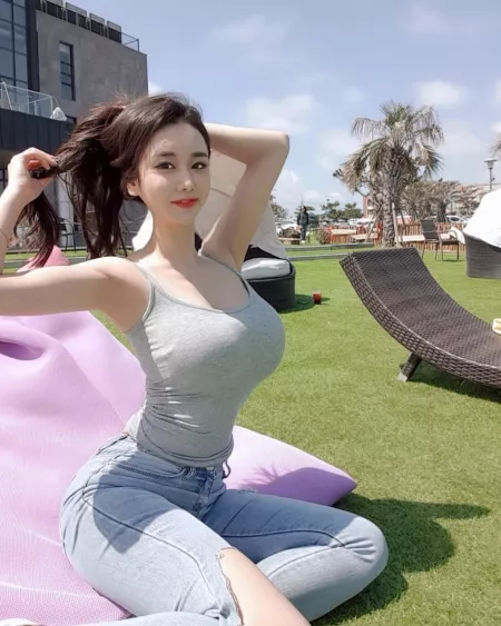 Sunny Day by youknowwhatilove210