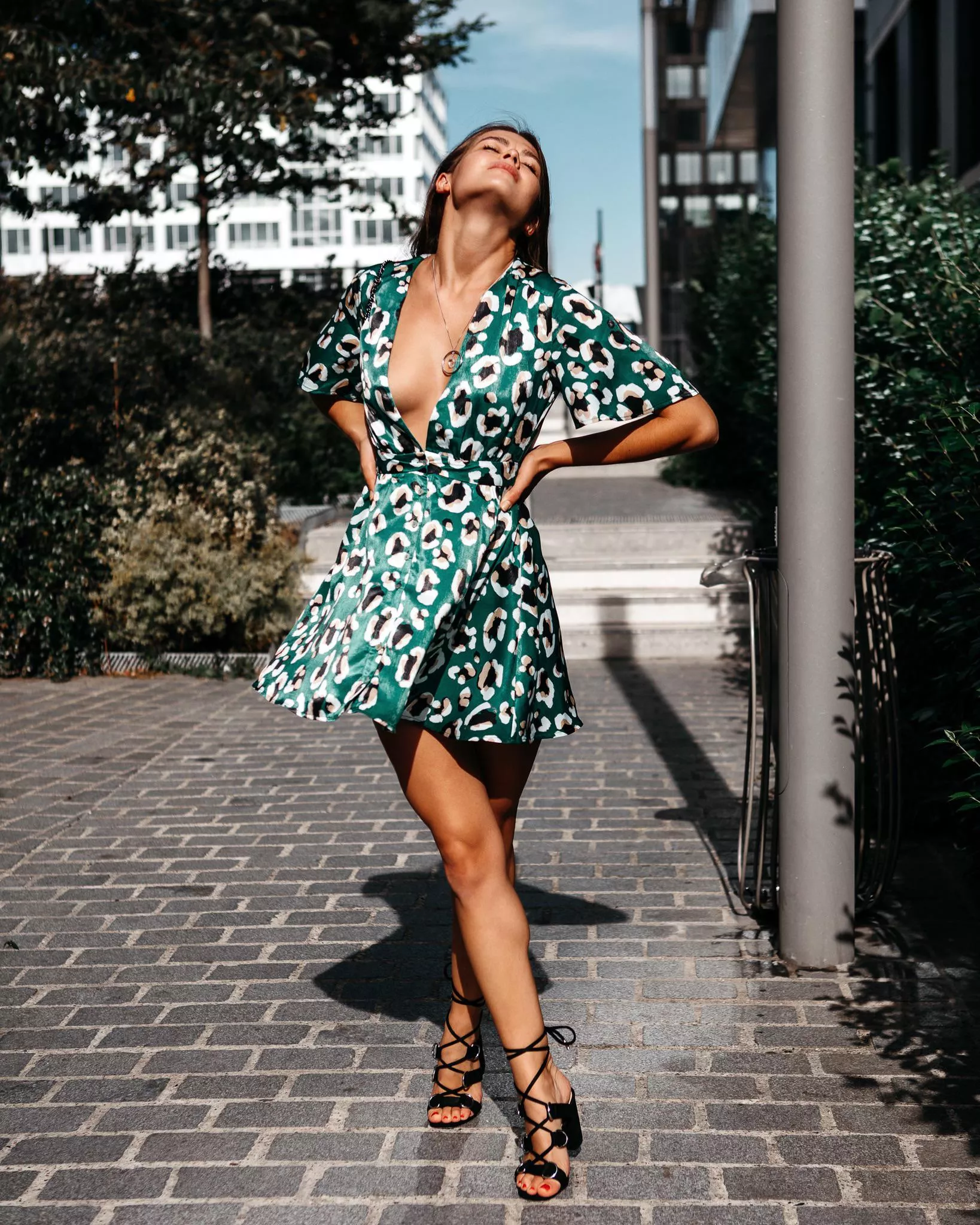 Sunny day, perfect for a shooting posted by ivoneta