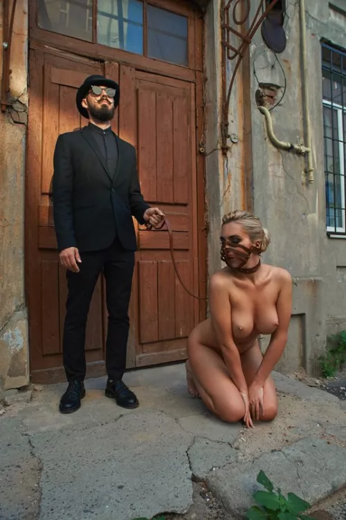 Sunny day ... we should go for a walk by tapednude