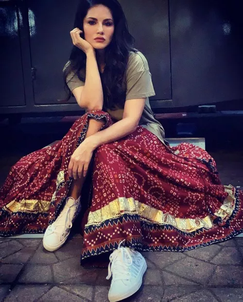 Sunny Leone by Anon23anon42