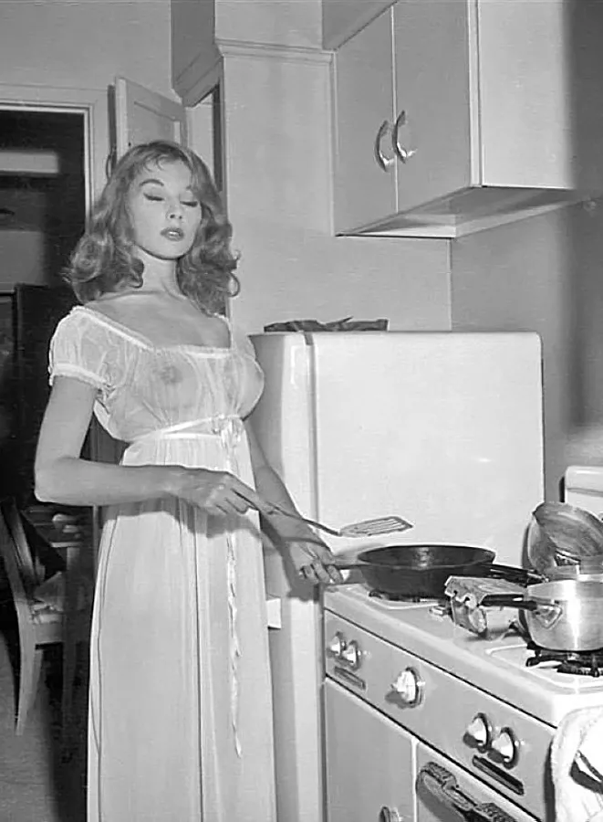 Sunny side up posted by boobielookeratter