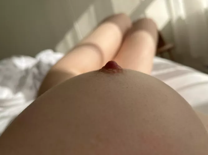 sunrise over the mountain 🌅 by roseoftheoasis