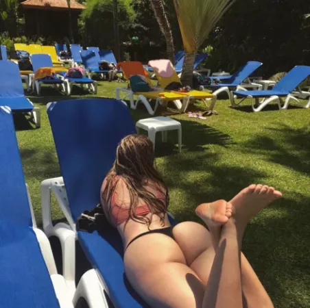 Suns out bum out! by CreamyMcCream