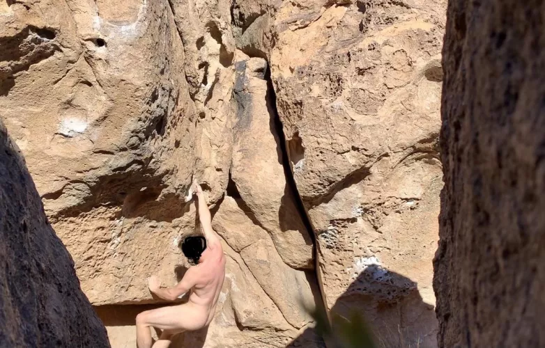 Suns out, buns out by [deleted]