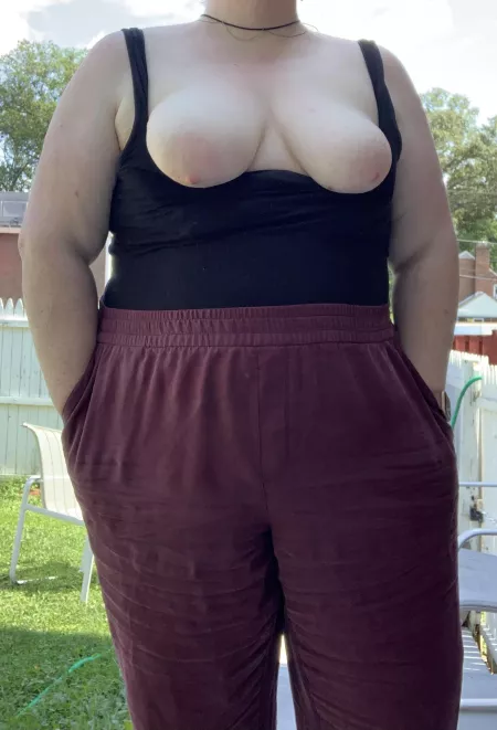 Sun’s out, tits out ☀️ 🍈 by NewYearNewKink