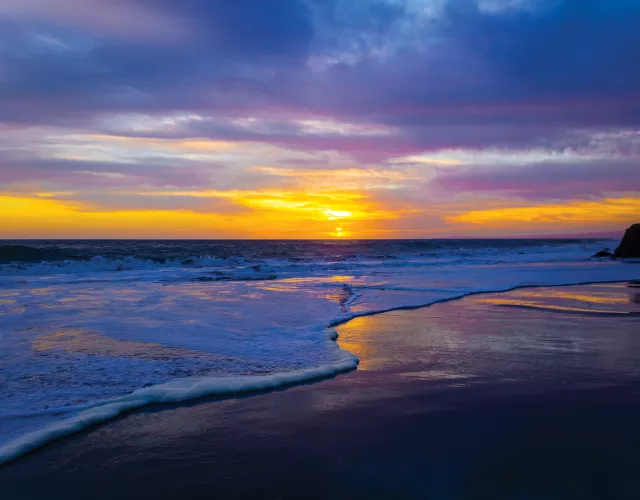 Sunset at Leo Carillo, CA by efgraphics