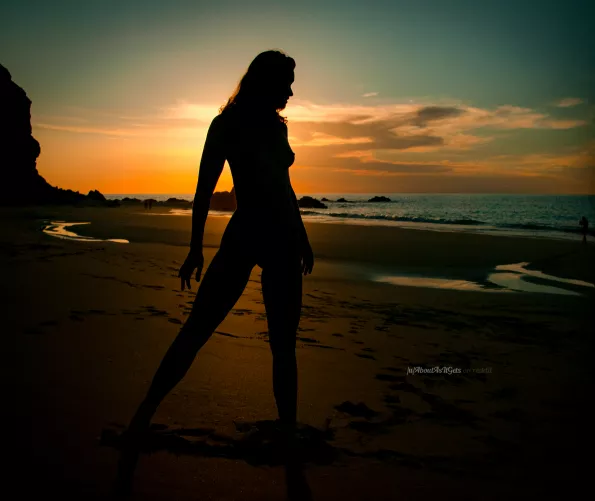 Sunset [f][oc] by AboutAsItGets