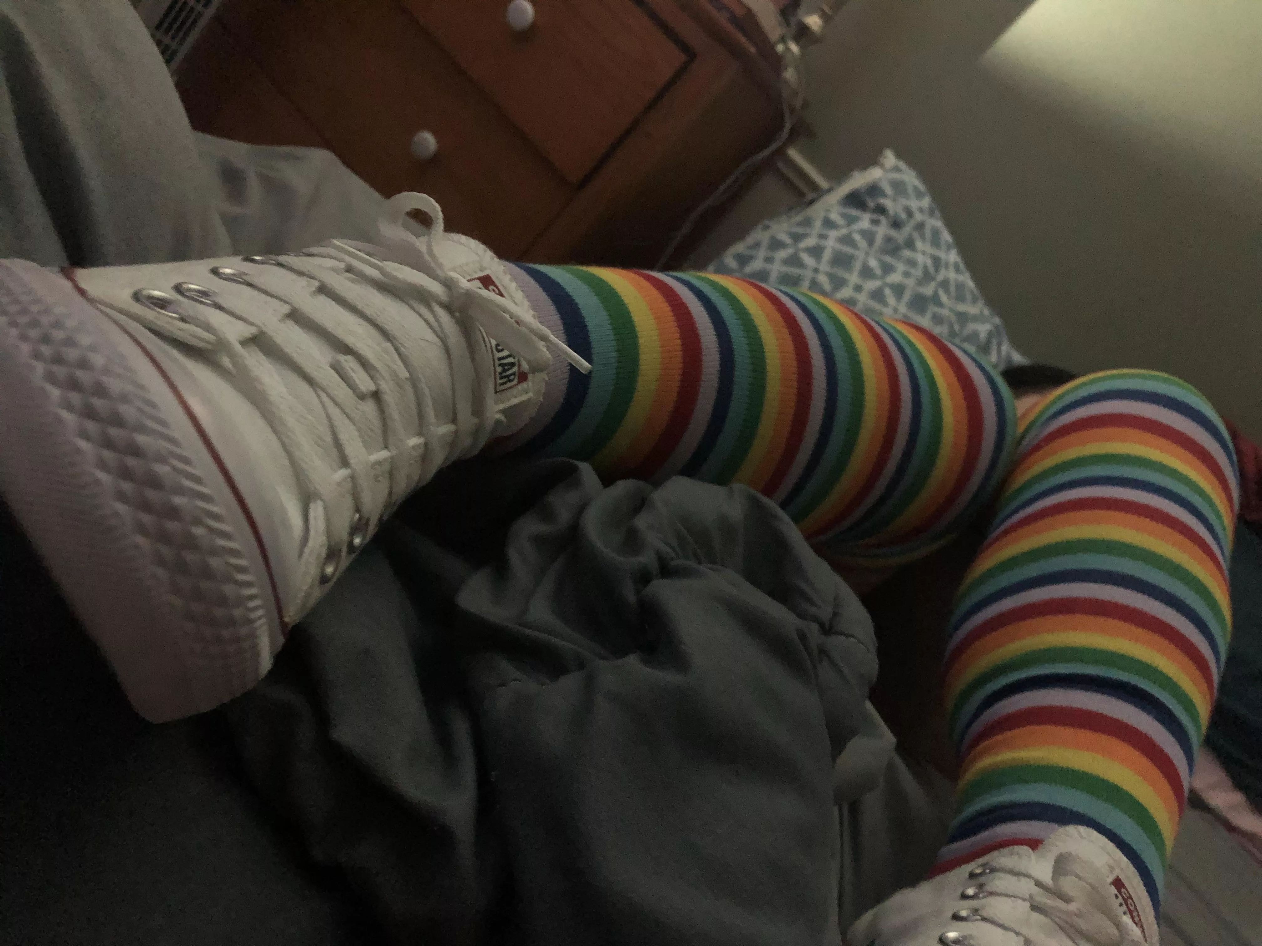 Sunshine, lollipops and rainbows! posted by ChubbyLovers1978