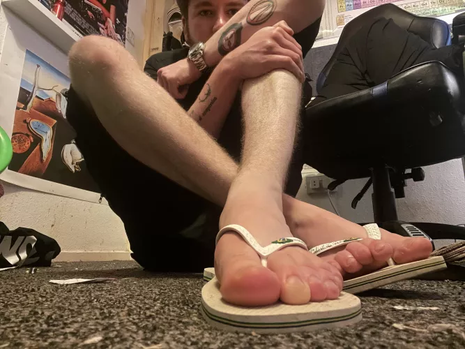 Sup by Distinct_Slip