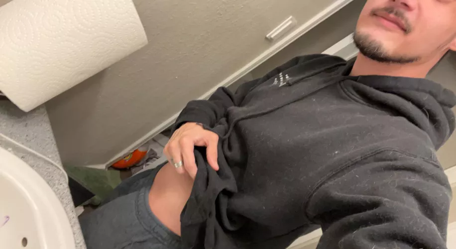 Sup guys 😛💨 by Zeere_420