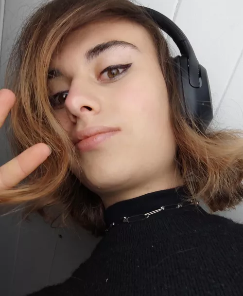 sup losers >:3 by arbiter_of_gay