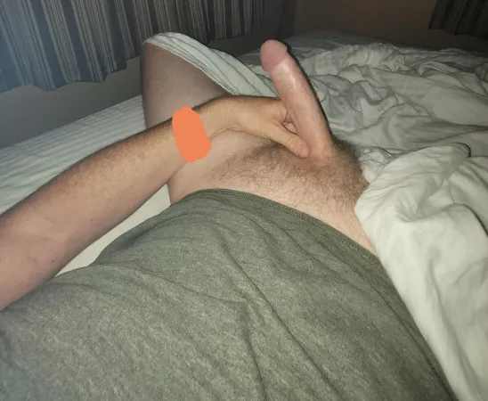 Super horny by Yurtlesks