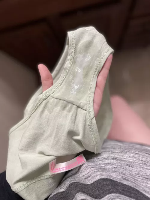 Super juicy 🐱 alert! by PumpkinSpiceX