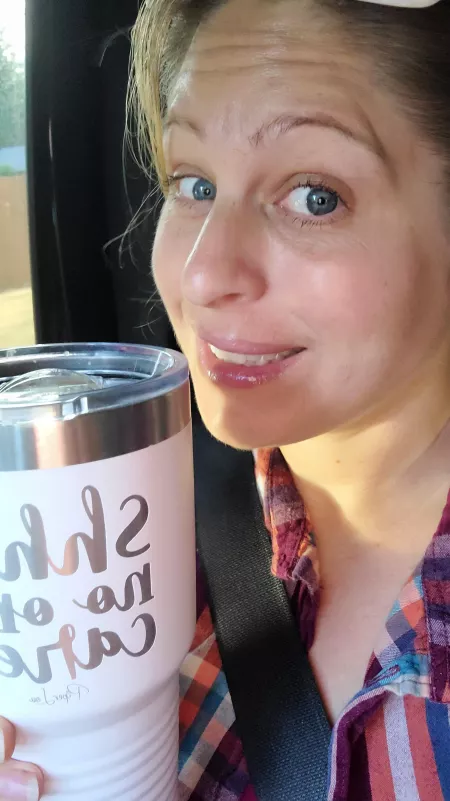 Super late for work ..happy Monday ya'll 💋 by BlueEyesNdragonflies