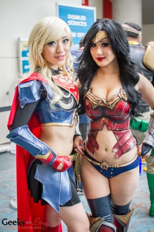Supergirl (Stella Chuu) and Wonder Woman (Chubear Cosplay) - SDCC 2014 by Corporate_Colonist