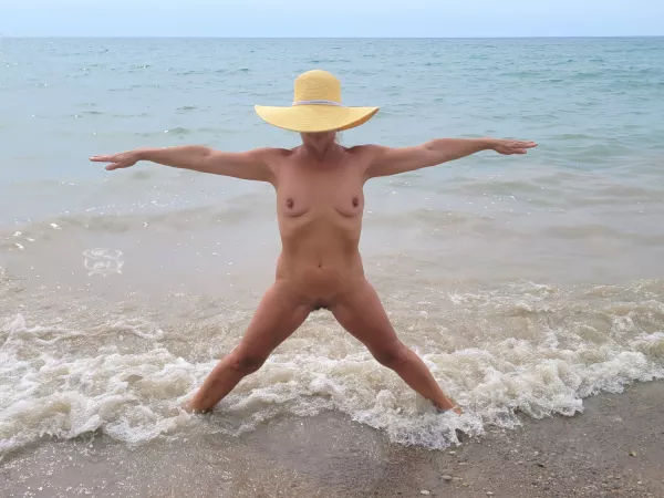 Surf Star by BareLeiaRose