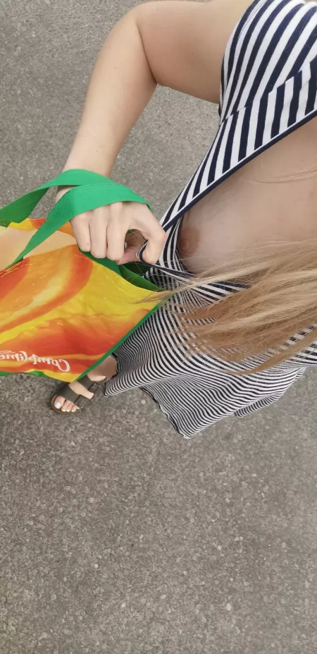 Surprise, babe! by 69NatalieMarie