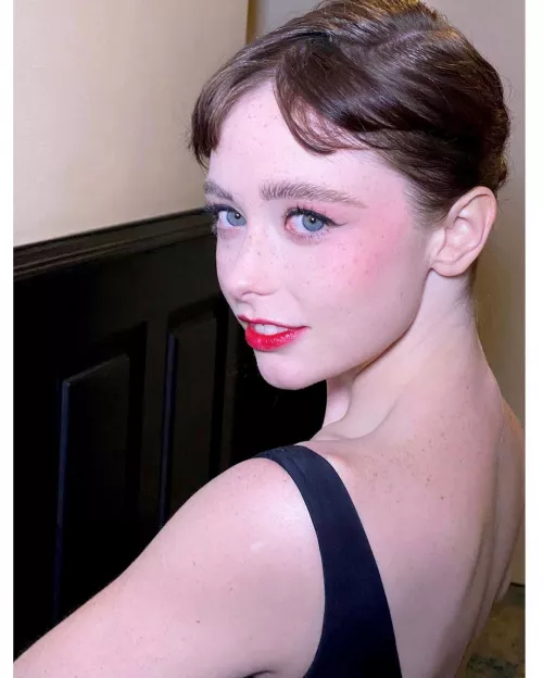 Suzanna Son by GlamMetalLion