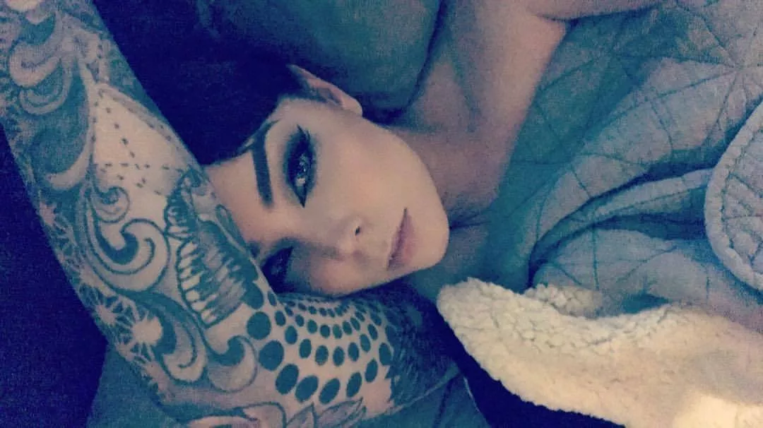 Suzy teasing us all on instagram. posted by red_flag_warrior