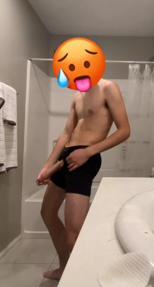 Swallow it by EveryDayIsAGlo222