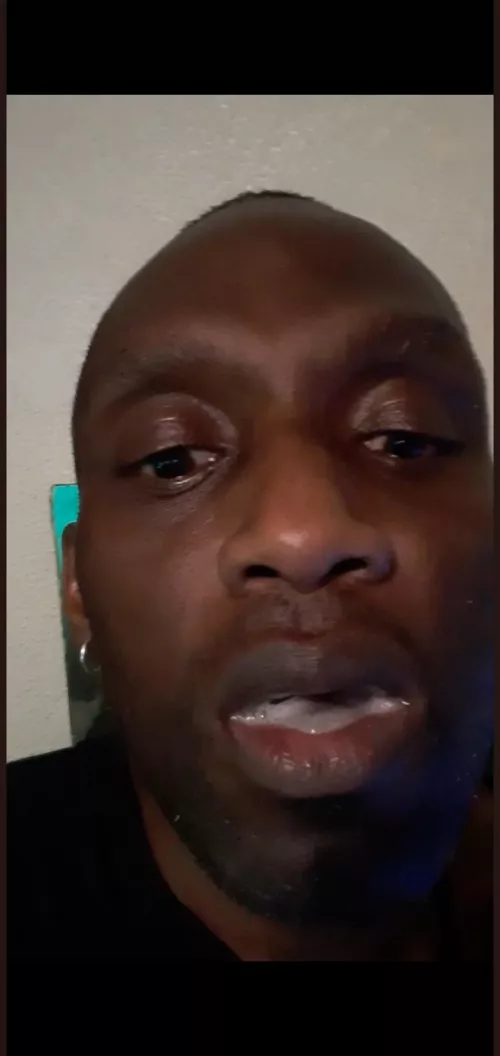 SWALLOWING HIS HOT LOAD by ikravekum