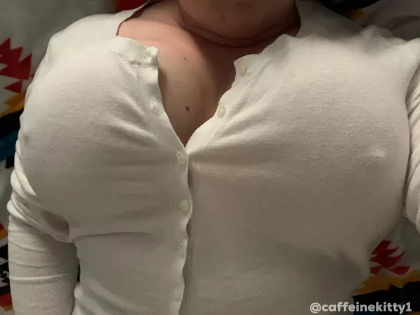 Sweater weather got me like... by caffeinekitty1