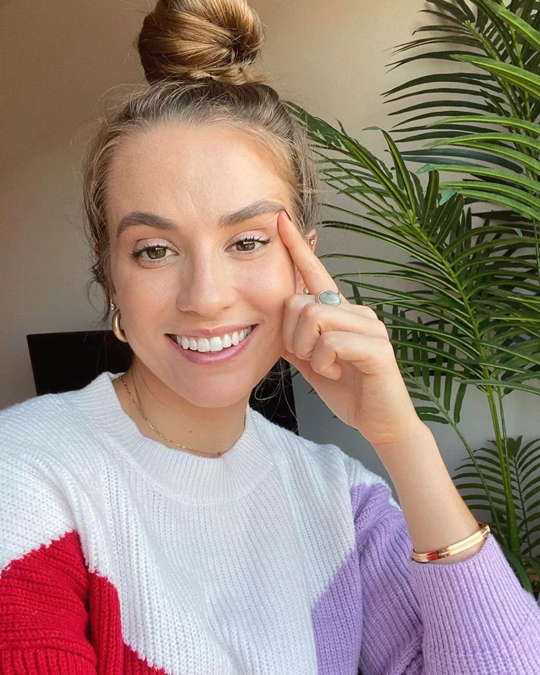 Sweater weather posted by TheNextBlGThing