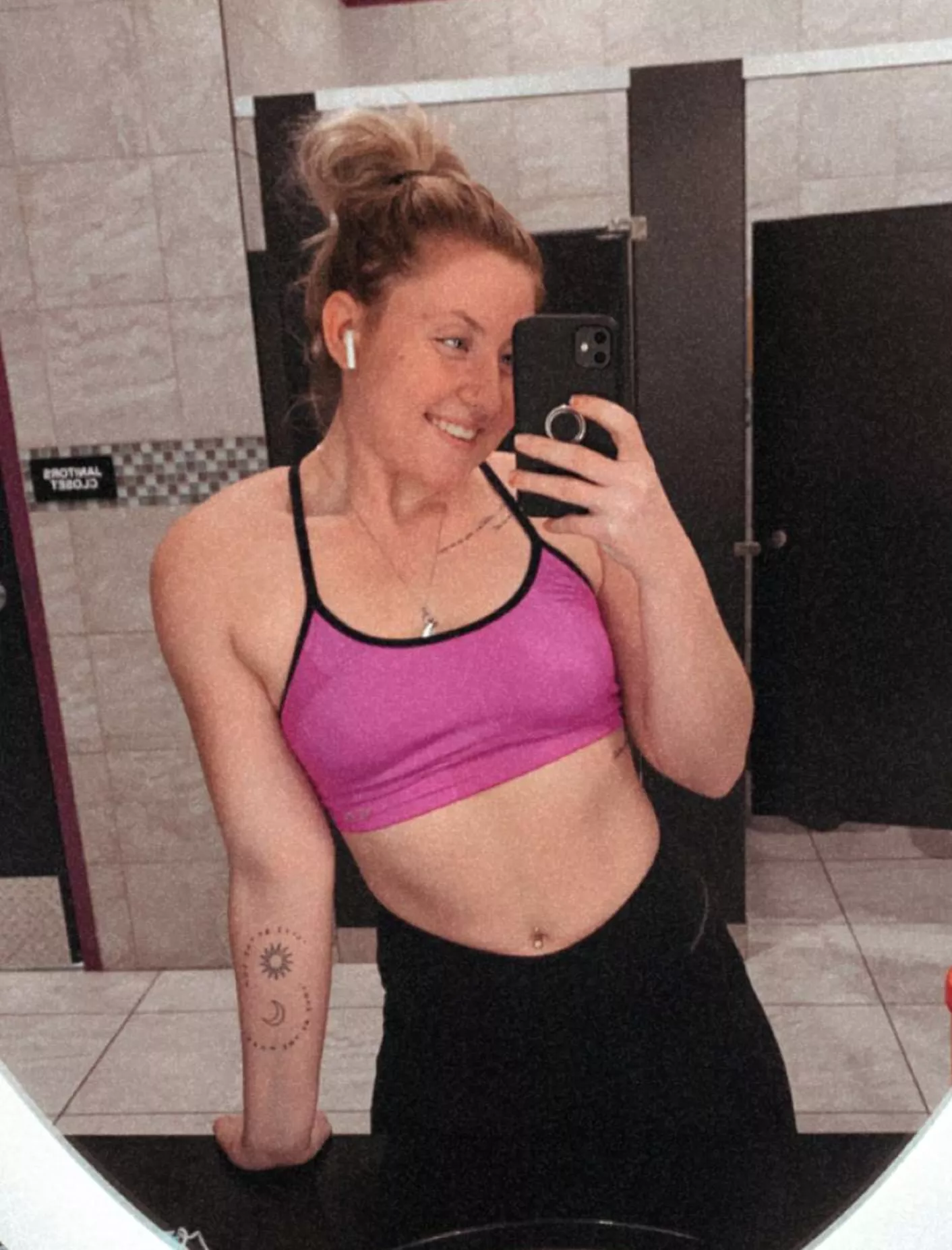 Sweaty day at the gym (f)or me and I dont care posted by Missmixmaster