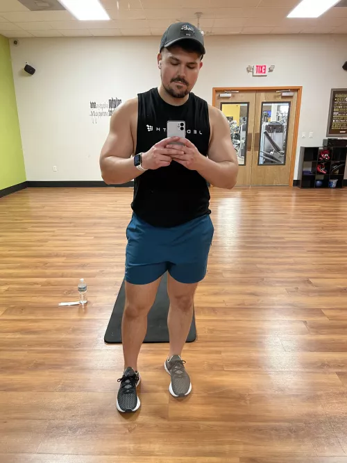 Sweaty Sunday! by BusterBlue82