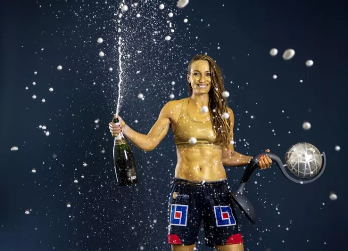 Swedish soccer player Kosovare Asllani by 7superb