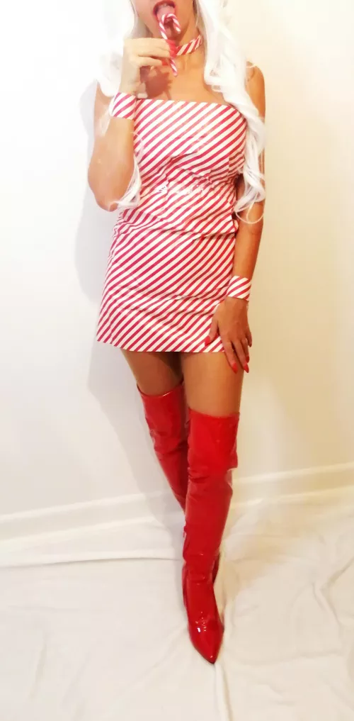 Sweet as candy 🎄🍭🎄 by Ella_Incognita