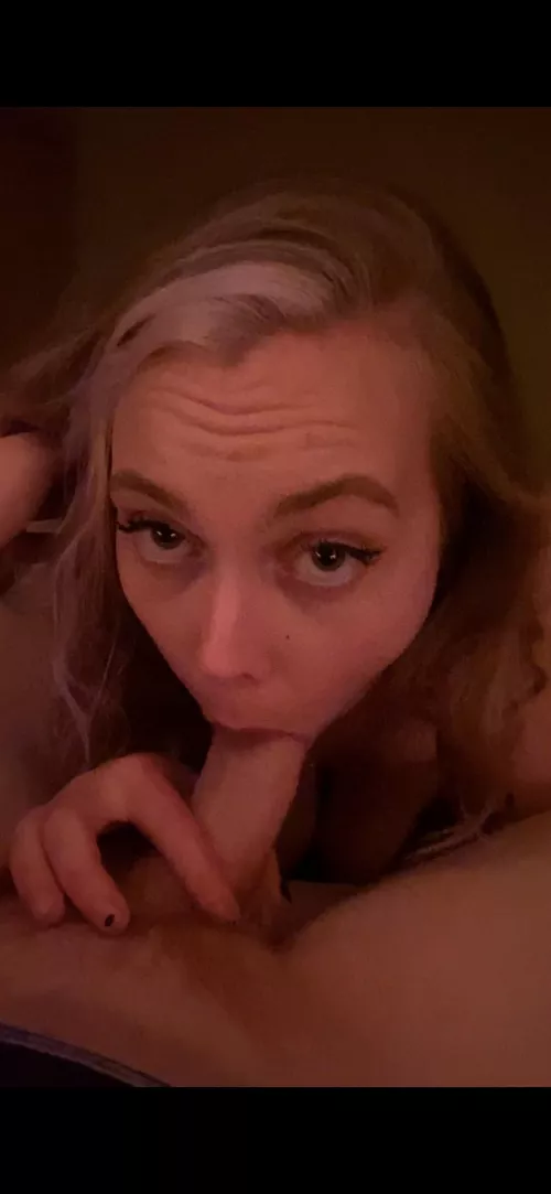 sweet eyes 😋 by heartboundd